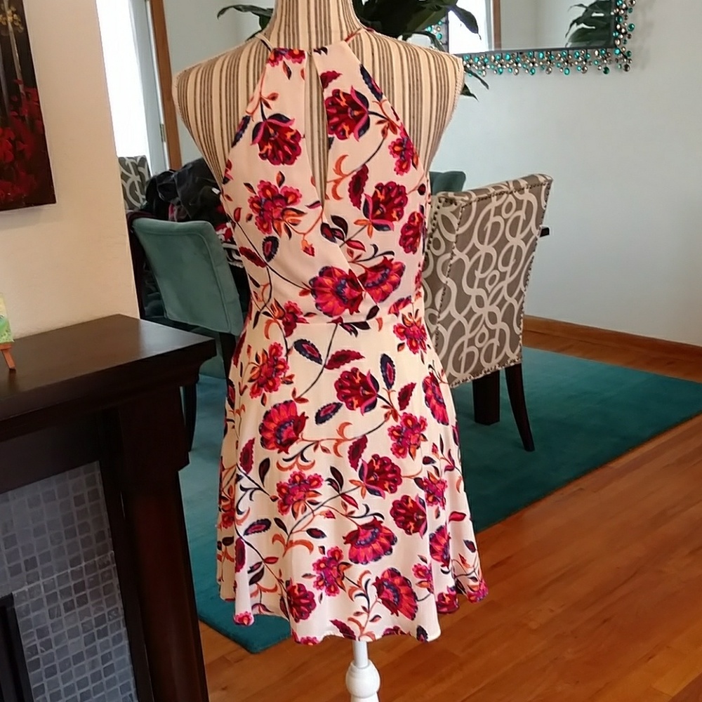 🐿️ Floral Express Dress - Picture 3 of 6
